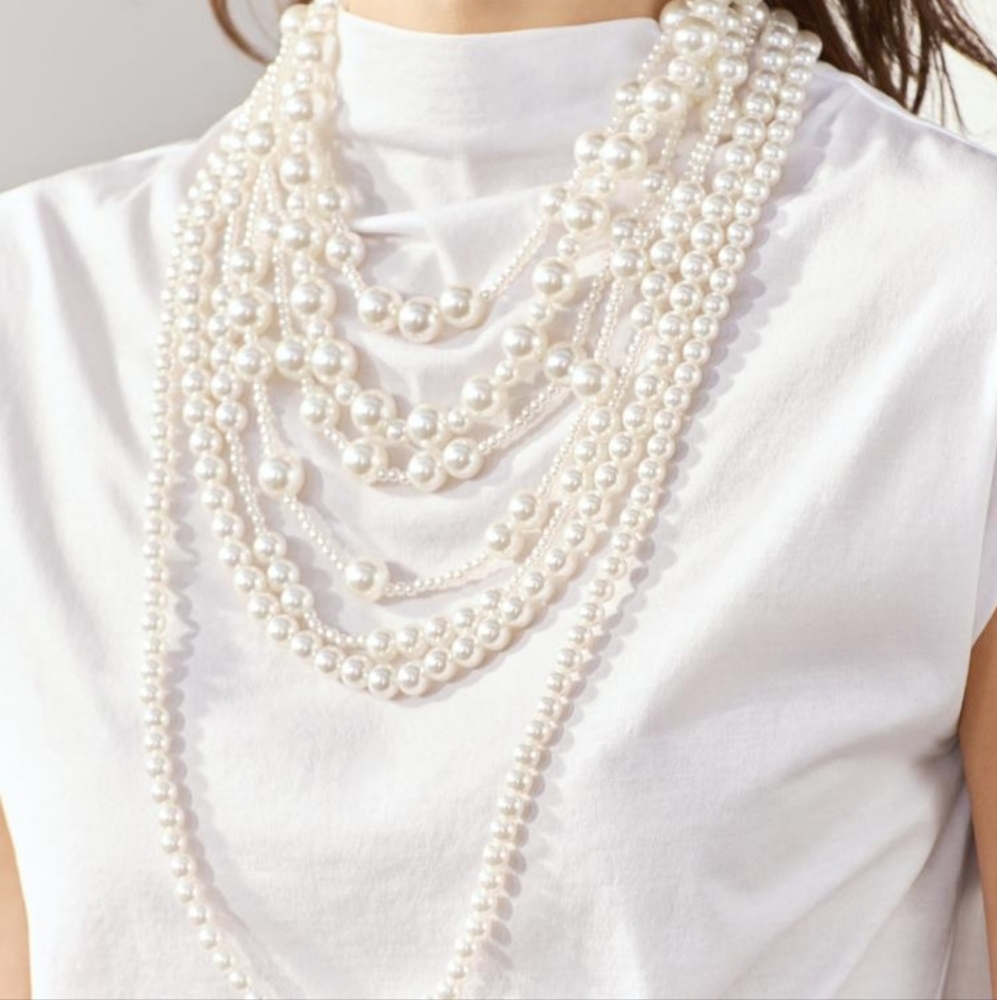 ZARA Long Pearl Necklace